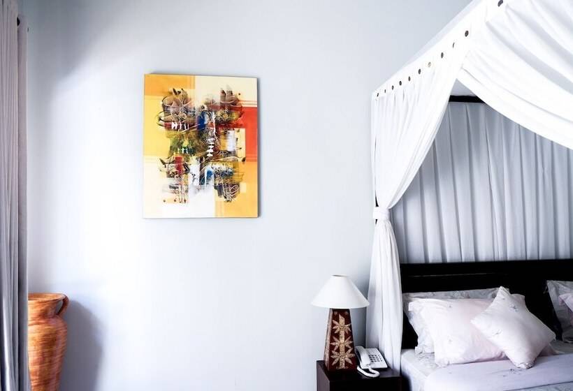 هتل Villa Bau Nyale