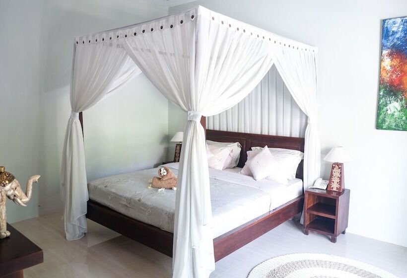 هتل Villa Bau Nyale