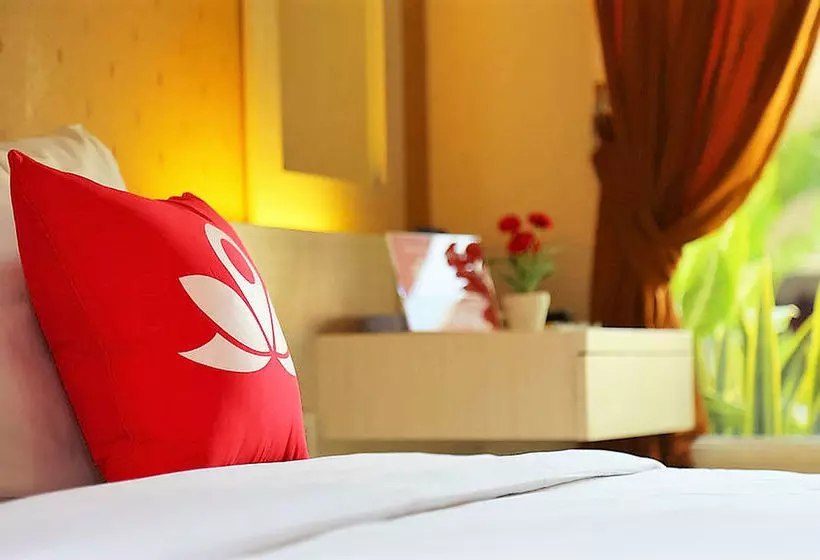 ホテル Zenrooms Denpasar Gelogor Carik 2