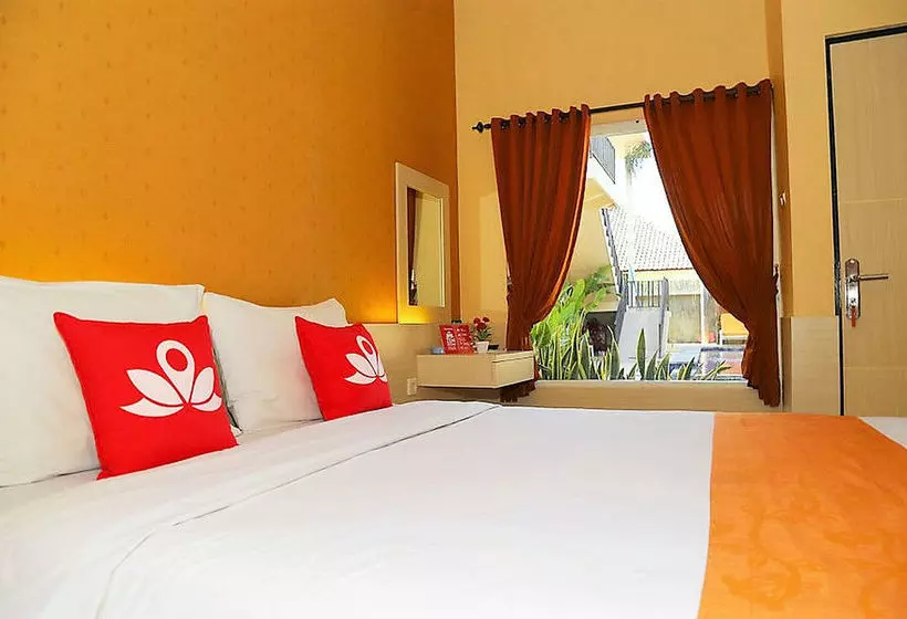 ホテル Zenrooms Denpasar Gelogor Carik 2