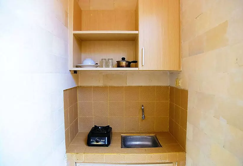 ホテル Zenrooms Denpasar Gelogor Carik 2