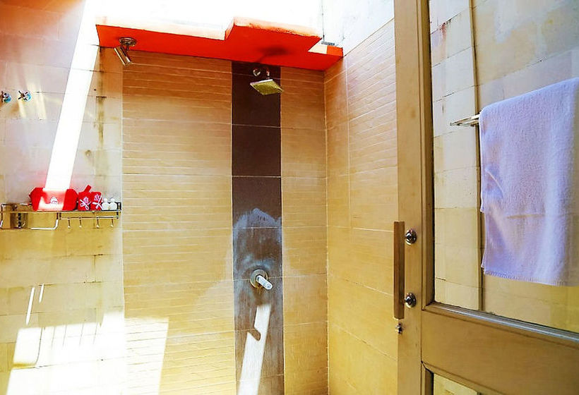 فندق Zenrooms Denpasar Gelogor Carik 2