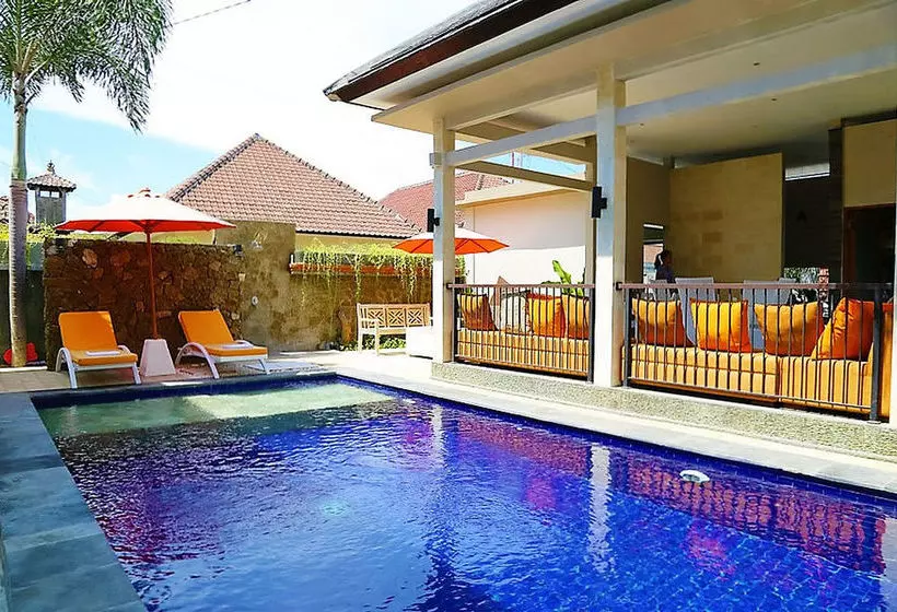 ホテル Zenrooms Denpasar Gelogor Carik 2