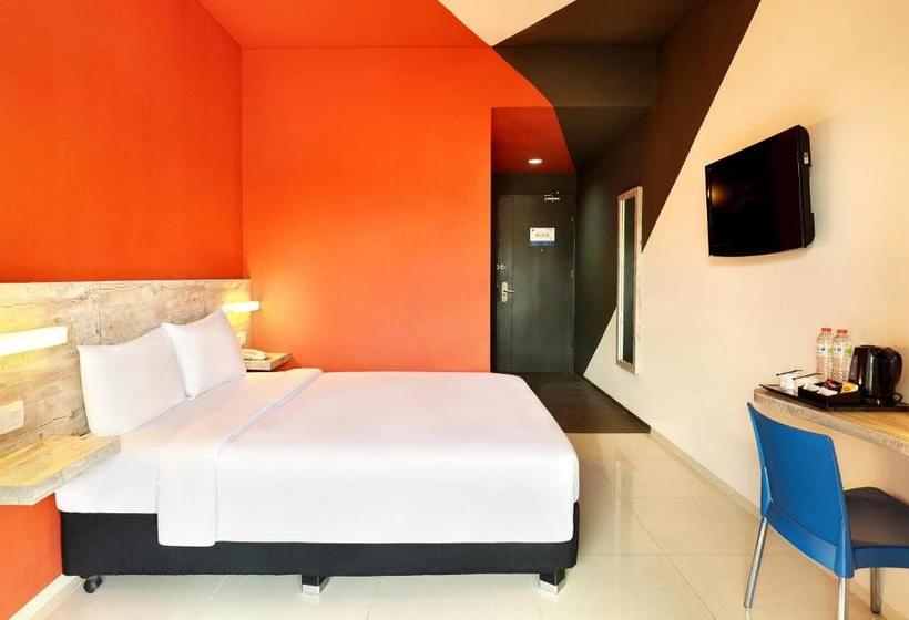 Primera Hotel Seminyak