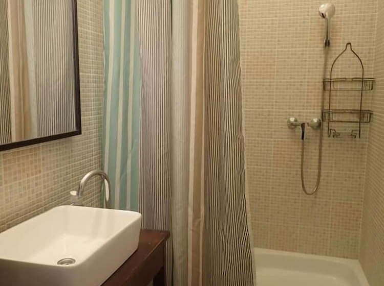 Santico Art Hotel And Hostel