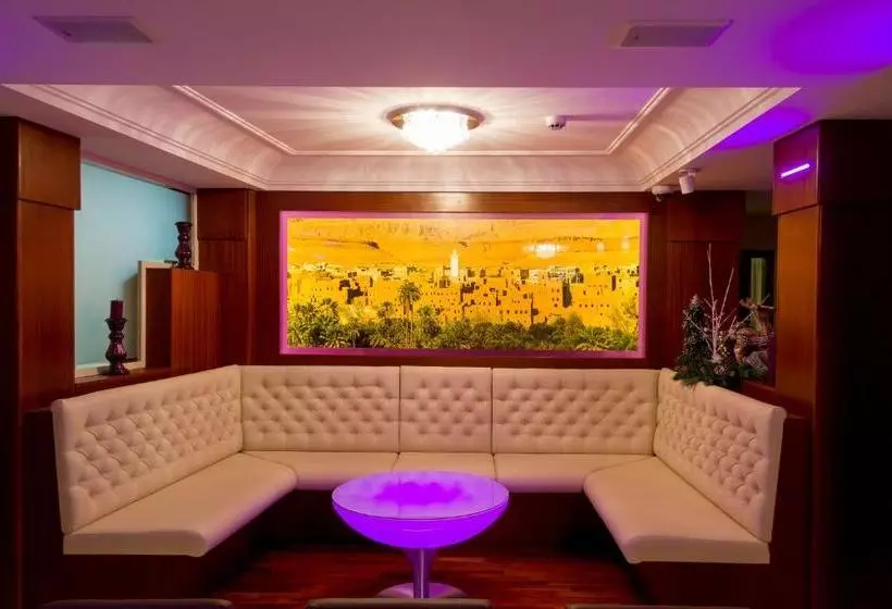 Simbad Hotel & Bar Superior