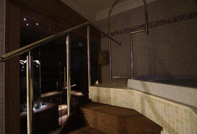 Simbad Hotel & Bar Superior