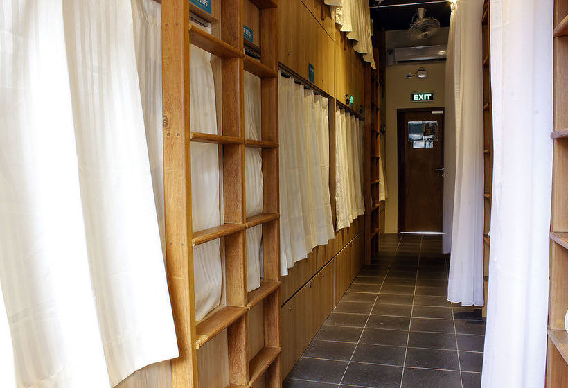 Teduh Hostel Kota Tua