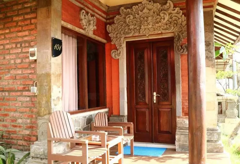 Watu Dodol Hotel & Restaurant
