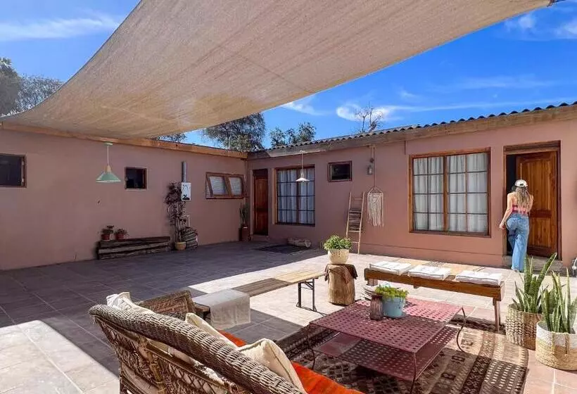 Majatalo Hostal Villa Italo