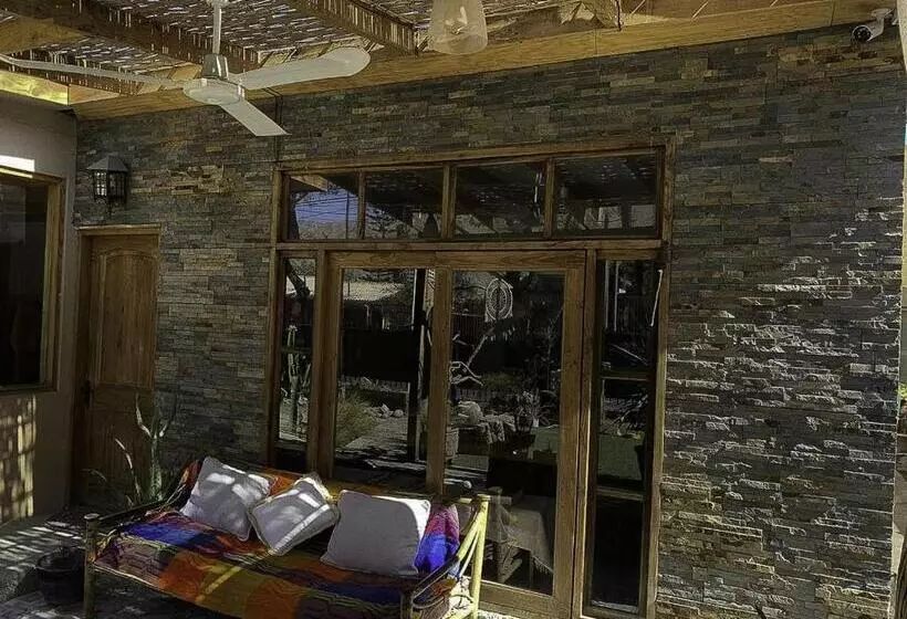 Majatalo Hostal Villa Italo