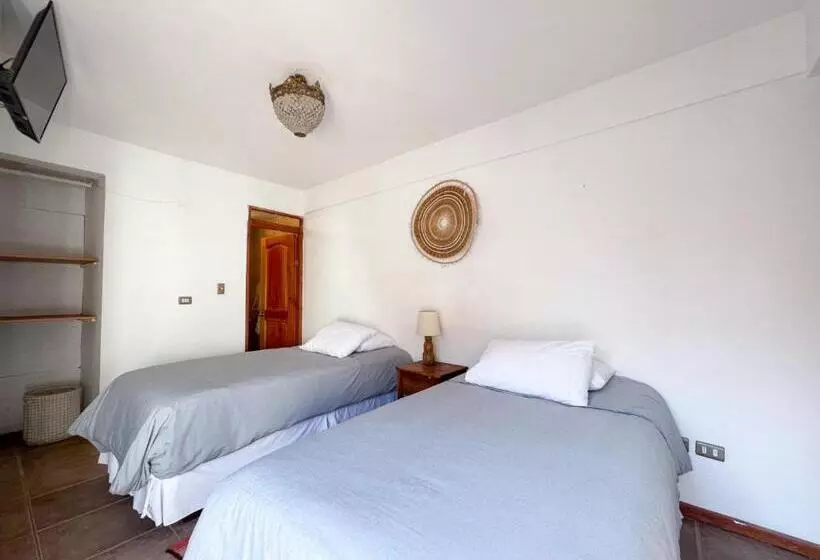 Majatalo Hostal Villa Italo