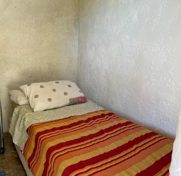 Tres Lunas Alojamiento En Chuy