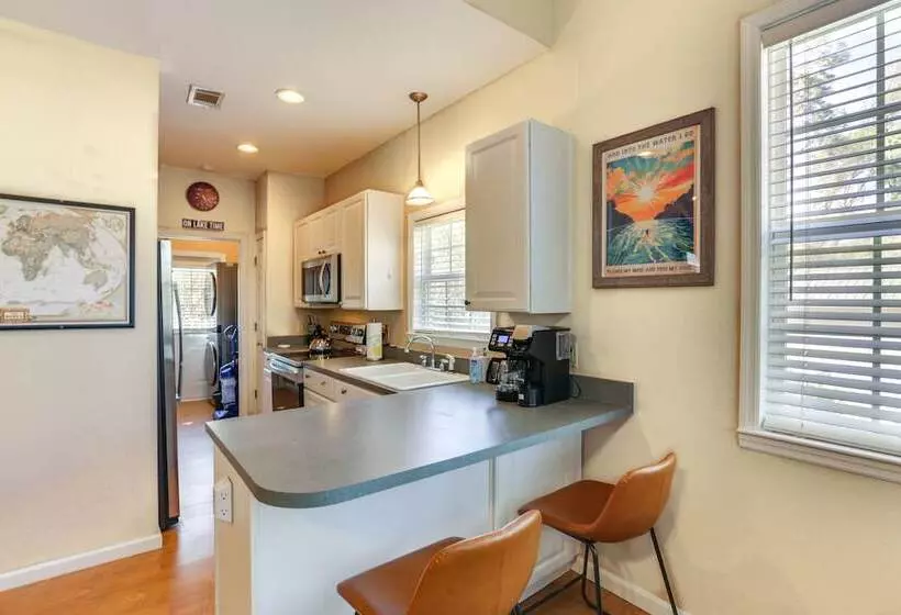 Cove & Lake Seminole Access: Bainbridge Home