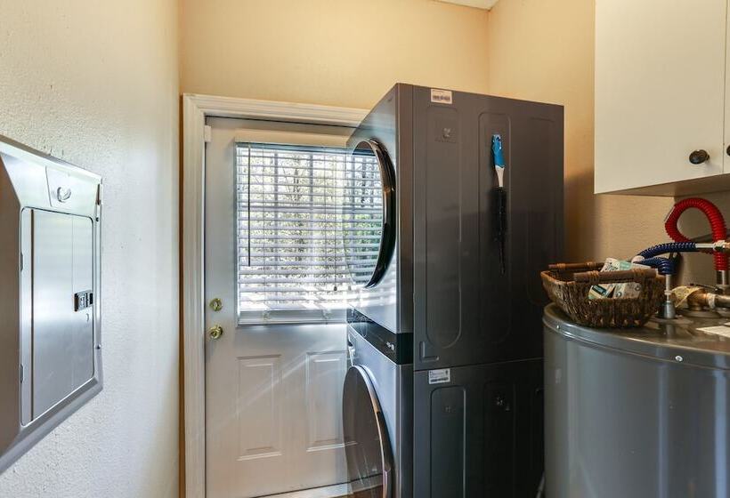 Cove & Lake Seminole Access: Bainbridge Home