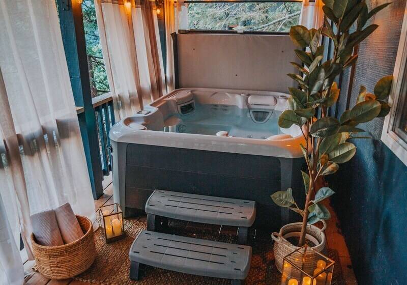 مبيت وإفطار Lightfoot Cabin