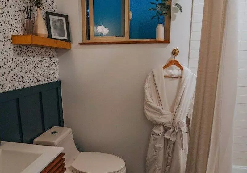 Aamiaismajoitus (B&B) Lightfoot Cabin