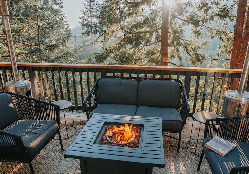 مبيت وإفطار Lightfoot Cabin