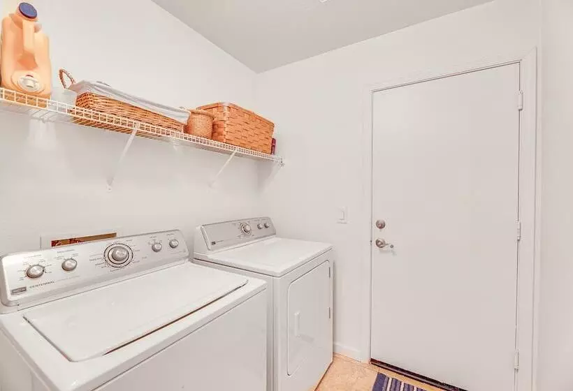 Coolidge Home W/ Patio, Near Casa Grande Monument!