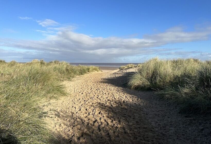 ホテル Beautiful 3 Bedroomed Lodge In Mablethorpe