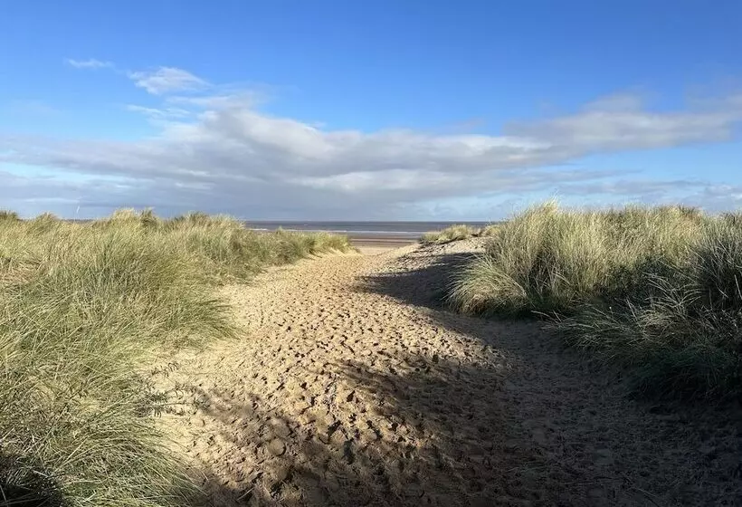 Hotelli Beautiful 3 Bedroomed Lodge In Mablethorpe