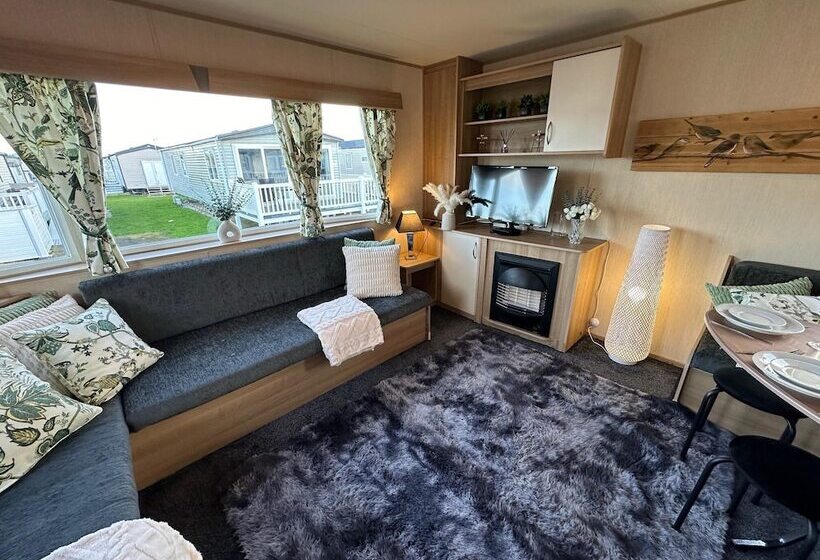 호텔 Beautiful 3 Bedroomed Lodge In Mablethorpe