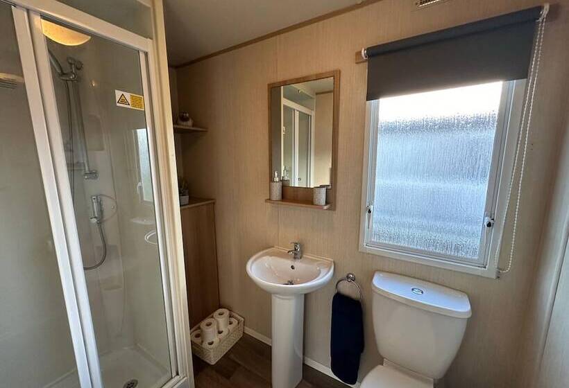 ホテル Beautiful 3 Bedroomed Lodge In Mablethorpe