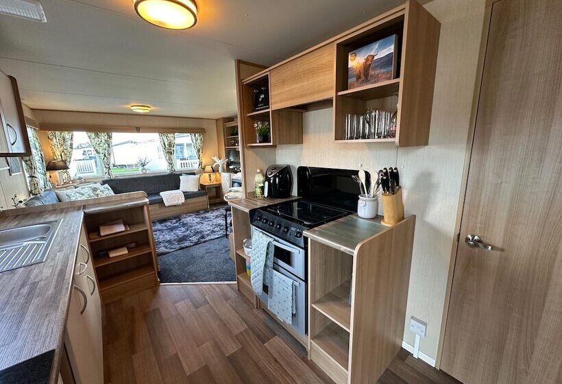 ホテル Beautiful 3 Bedroomed Lodge In Mablethorpe