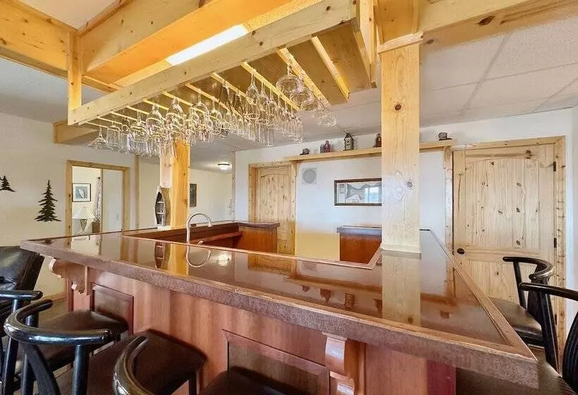 ホテル Blue Clouds Rv & Cabins Resort