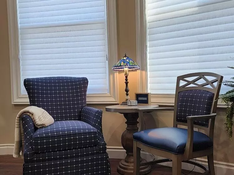 Hotelli Hummingbird House