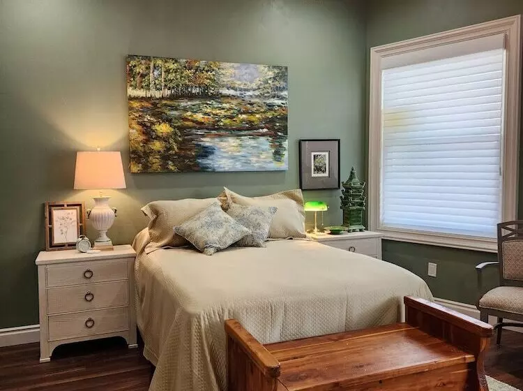 Hotelli Hummingbird House