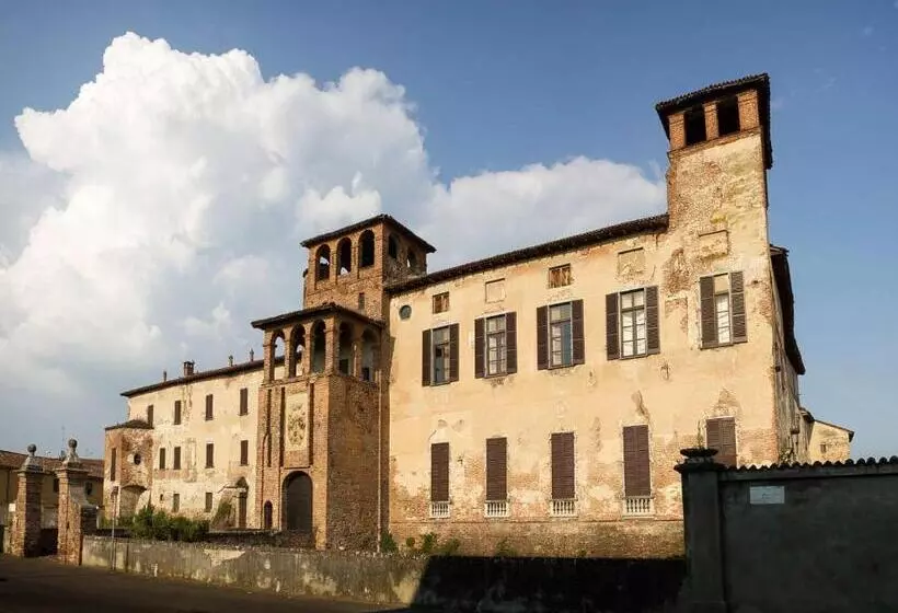 田舎風ホテル Agriturismo Castello Beccaria