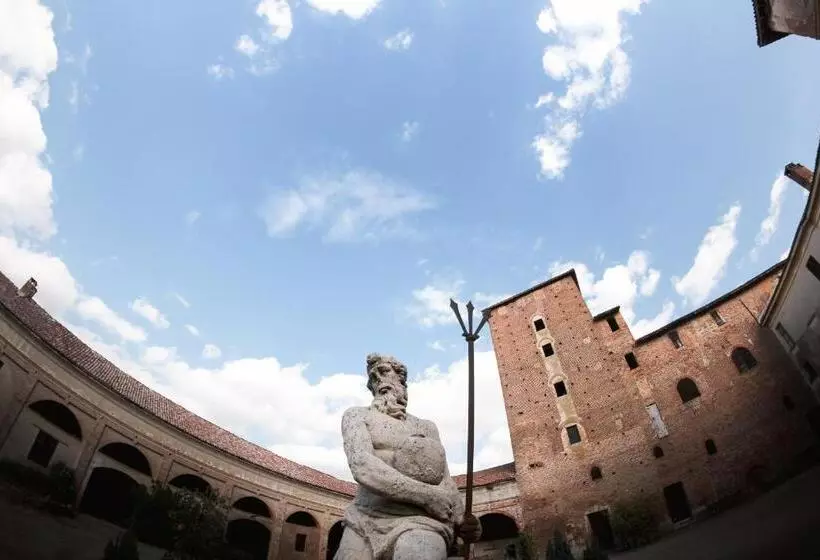 田舎風ホテル Agriturismo Castello Beccaria