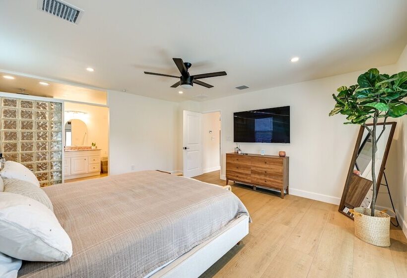 Naples Duplex Home W/ Private Pool & Lanai!