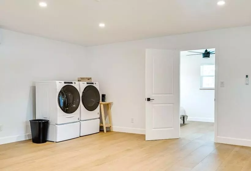 Naples Duplex Home W/ Private Pool & Lanai!