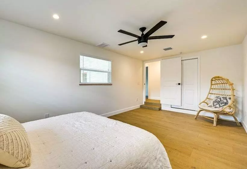 Naples Duplex Home W/ Private Pool & Lanai!