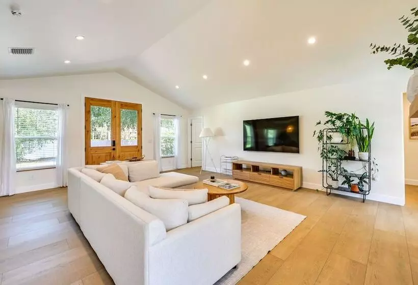 Naples Duplex Home W/ Private Pool & Lanai!