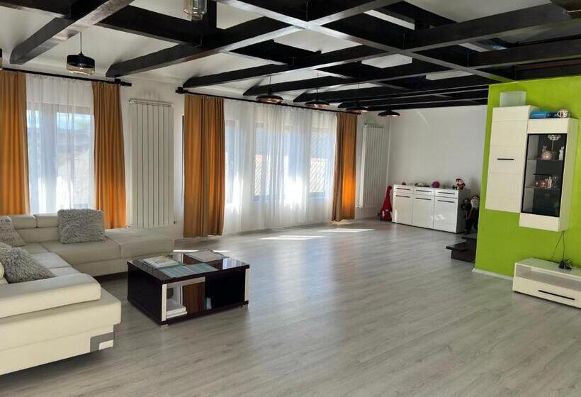 پانسیون Casa Rafael