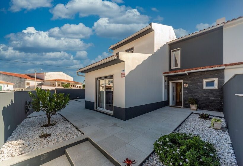 پانسیون Fika Guest House