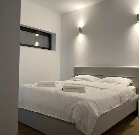 Majatalo Modern House