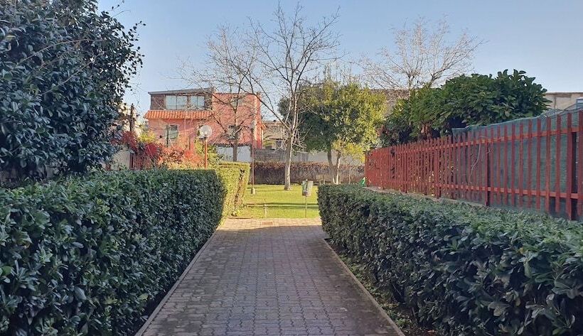 膳宿费 Room In B&b Comfortable Room With Spacious Kitchen Suite Colosseo