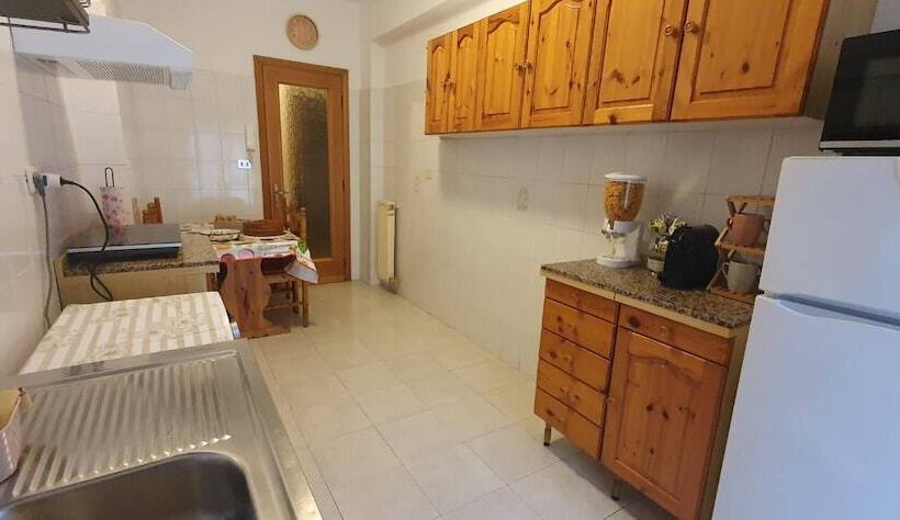 膳宿费 Room In B&b Comfortable Room With Spacious Kitchen Suite Colosseo