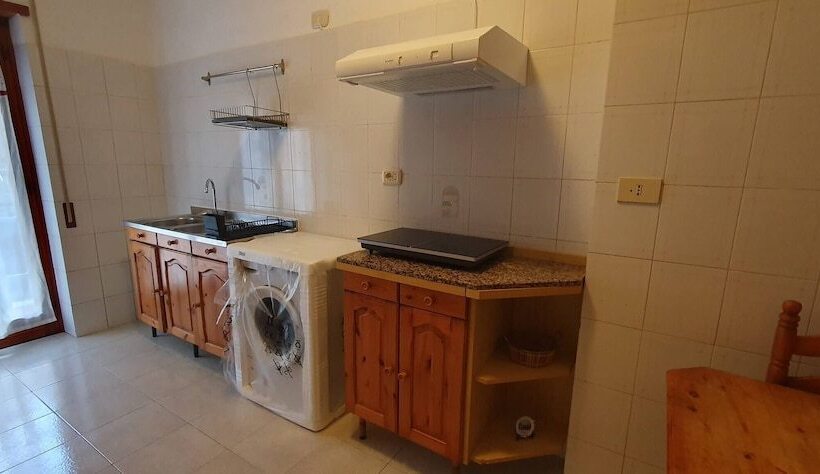 膳宿费 Room In B&b Comfortable Room With Spacious Kitchen Suite Colosseo