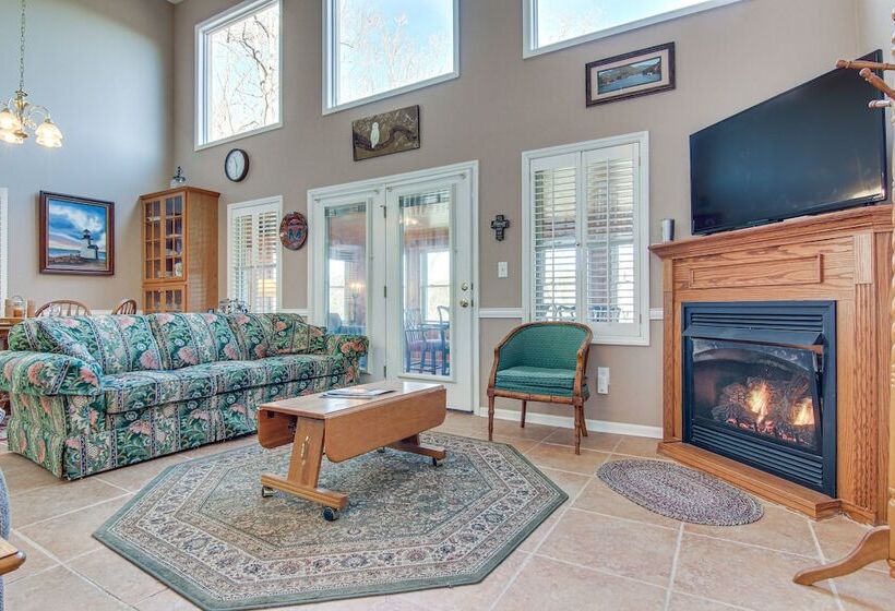 Furnished Deck + Mtn Views: Rutherfordton Home