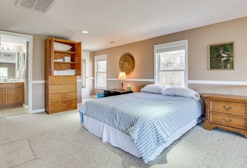 Furnished Deck + Mtn Views: Rutherfordton Home