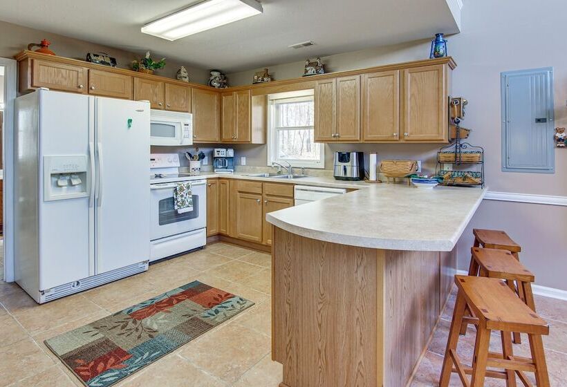 Furnished Deck + Mtn Views: Rutherfordton Home