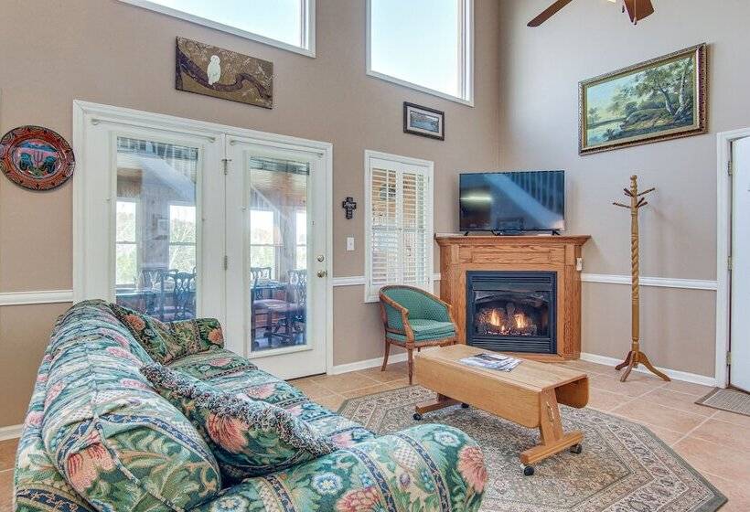 Furnished Deck + Mtn Views: Rutherfordton Home