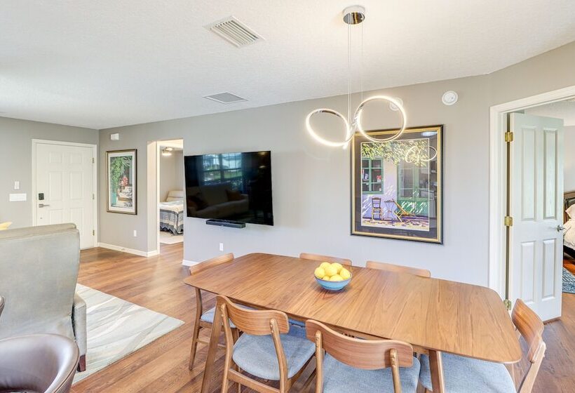 Renovated Home In The Villages W/ Lanai, Golf Cart