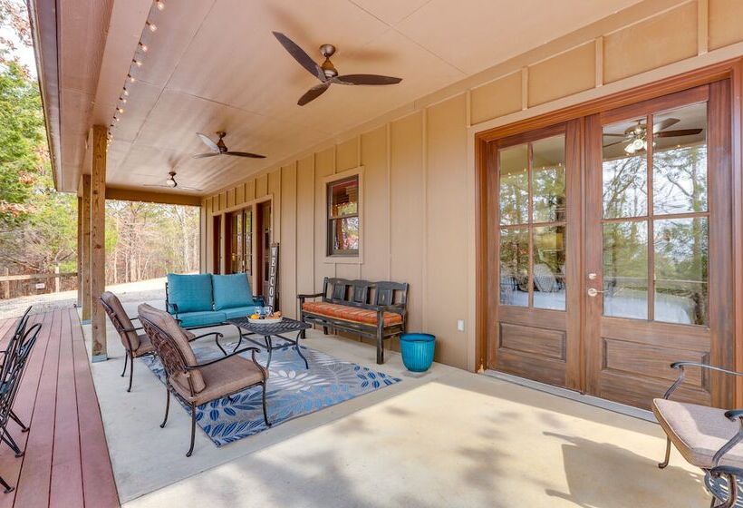 Ste Genevieve Home On 17 Acres, Near Wineries!