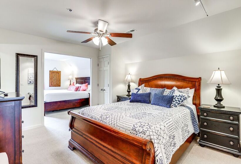 Ste Genevieve Home On 17 Acres, Near Wineries!